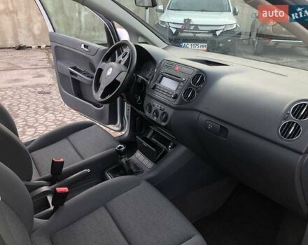 Серый Фольксваген Гольф Плюс, объемом двигателя 1.4 л и пробегом 159 тыс. км за 5000 $, фото 14 на Automoto.ua