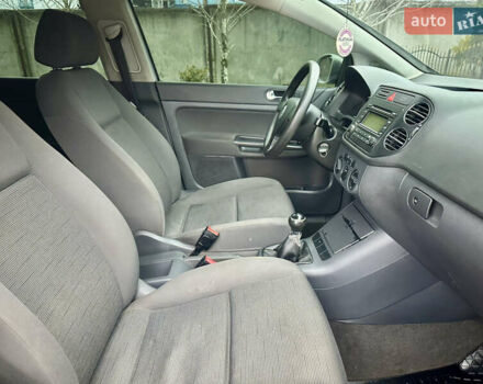 Сірий Фольксваген Golf Plus, об'ємом двигуна 1.4 л та пробігом 201 тис. км за 5100 $, фото 10 на Automoto.ua