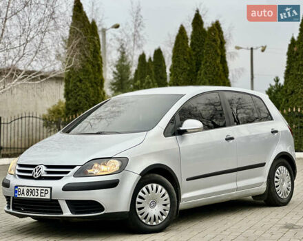 Сірий Фольксваген Golf Plus, об'ємом двигуна 1.4 л та пробігом 201 тис. км за 5100 $, фото 2 на Automoto.ua