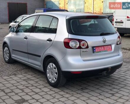 Серый Фольксваген Гольф Плюс, объемом двигателя 1.4 л и пробегом 159 тыс. км за 5000 $, фото 3 на Automoto.ua