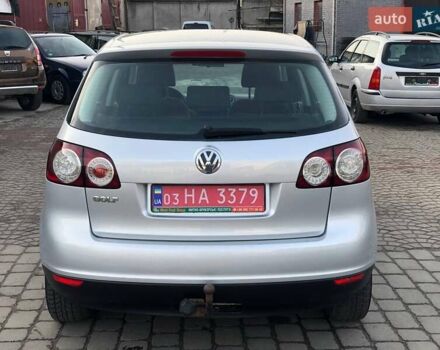 Серый Фольксваген Гольф Плюс, объемом двигателя 1.4 л и пробегом 159 тыс. км за 5000 $, фото 5 на Automoto.ua