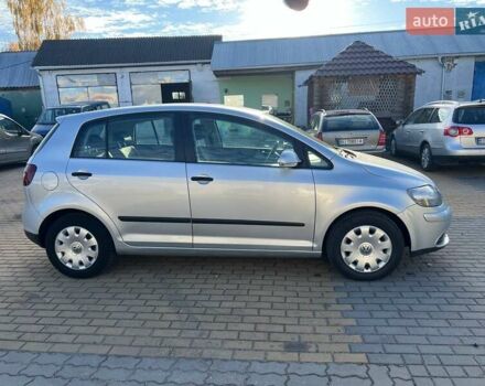 Серый Фольксваген Гольф Плюс, объемом двигателя 1.4 л и пробегом 159 тыс. км за 5500 $, фото 3 на Automoto.ua