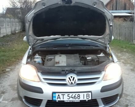 Сірий Фольксваген Golf Plus, об'ємом двигуна 1.6 л та пробігом 255 тис. км за 5300 $, фото 12 на Automoto.ua