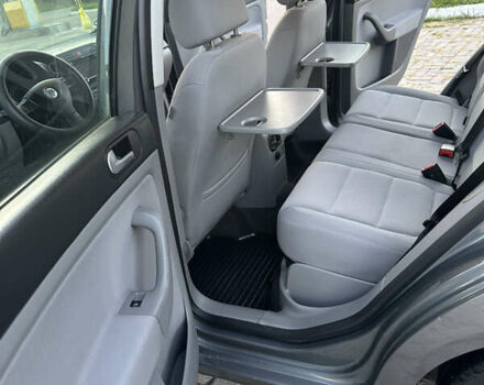 Сірий Фольксваген Golf Plus, об'ємом двигуна 1.6 л та пробігом 227 тис. км за 5400 $, фото 5 на Automoto.ua
