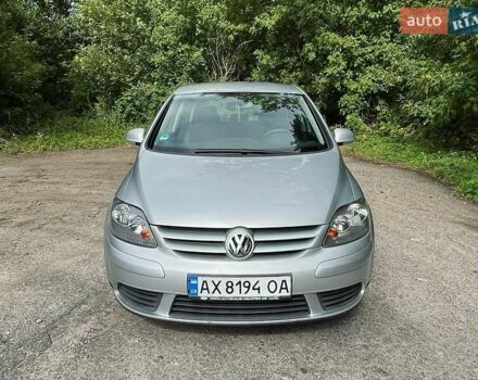 Сірий Фольксваген Golf Plus, об'ємом двигуна 1.6 л та пробігом 199 тис. км за 6500 $, фото 34 на Automoto.ua