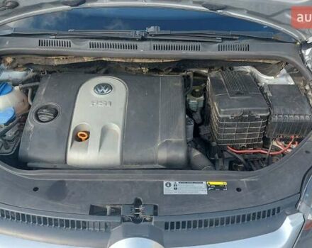 Сірий Фольксваген Golf Plus, об'ємом двигуна 1.6 л та пробігом 198 тис. км за 7000 $, фото 27 на Automoto.ua