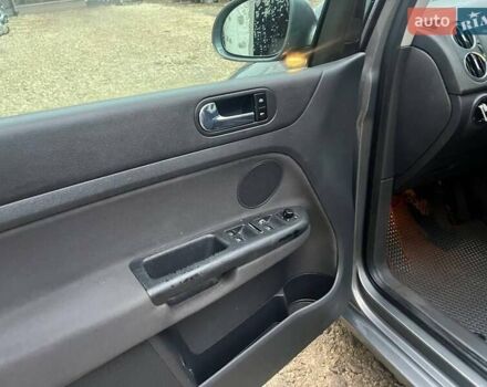 Сірий Фольксваген Golf Plus, об'ємом двигуна 1.6 л та пробігом 224 тис. км за 4400 $, фото 13 на Automoto.ua