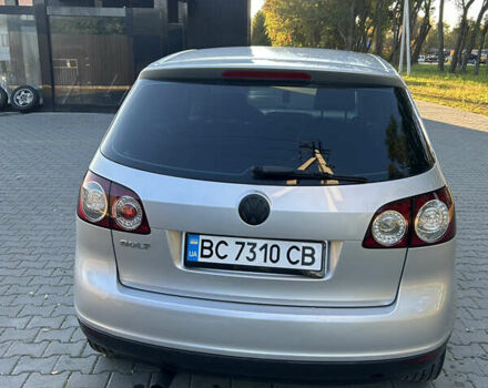 Серый Фольксваген Гольф Плюс, объемом двигателя 1.39 л и пробегом 238 тыс. км за 6000 $, фото 10 на Automoto.ua