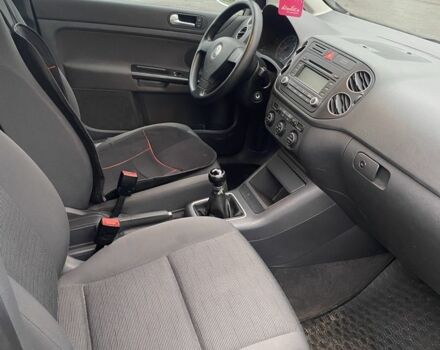 Серый Фольксваген Гольф Плюс, объемом двигателя 1.6 л и пробегом 3 тыс. км за 6200 $, фото 4 на Automoto.ua