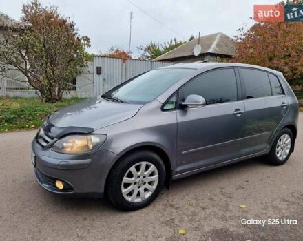 Сірий Фольксваген Golf Plus, об'ємом двигуна 2 л та пробігом 248 тис. км за 4700 $, фото 2 на Automoto.ua