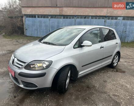 Серый Фольксваген Гольф Плюс, объемом двигателя 1.6 л и пробегом 180 тыс. км за 6200 $, фото 27 на Automoto.ua