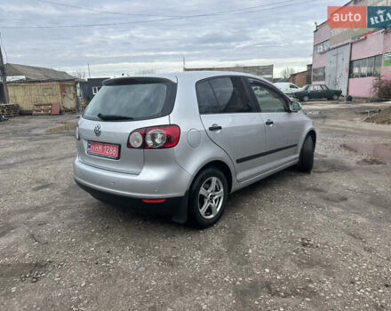 Серый Фольксваген Гольф Плюс, объемом двигателя 1.6 л и пробегом 180 тыс. км за 6200 $, фото 13 на Automoto.ua