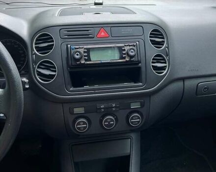 Сірий Фольксваген Golf Plus, об'ємом двигуна 1.6 л та пробігом 199 тис. км за 6500 $, фото 2 на Automoto.ua
