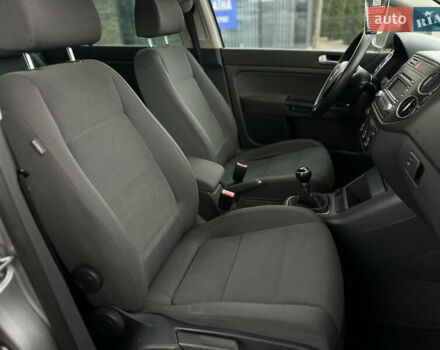 Серый Фольксваген Гольф Плюс, объемом двигателя 1.6 л и пробегом 211 тыс. км за 6600 $, фото 53 на Automoto.ua