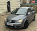Серый Фольксваген Гольф Плюс, объемом двигателя 1.6 л и пробегом 209 тыс. км за 5200 $, фото 2 на Automoto.ua