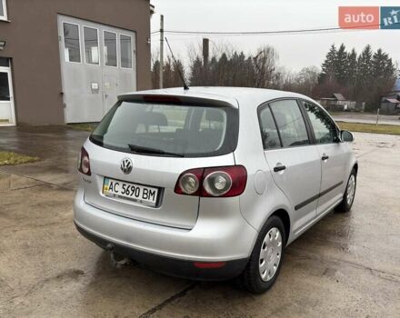Серый Фольксваген Гольф Плюс, объемом двигателя 1.4 л и пробегом 269 тыс. км за 4500 $, фото 1 на Automoto.ua