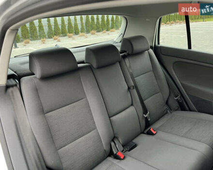 Серый Фольксваген Гольф Плюс, объемом двигателя 1.4 л и пробегом 251 тыс. км за 5150 $, фото 66 на Automoto.ua