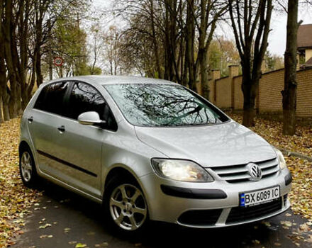 Сірий Фольксваген Golf Plus, об'ємом двигуна 1.6 л та пробігом 211 тис. км за 6500 $, фото 8 на Automoto.ua