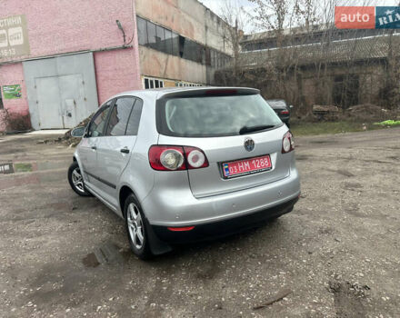 Серый Фольксваген Гольф Плюс, объемом двигателя 1.6 л и пробегом 180 тыс. км за 6200 $, фото 18 на Automoto.ua
