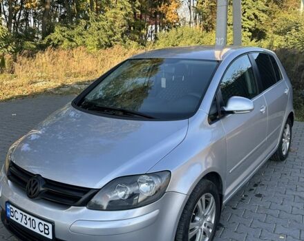 Серый Фольксваген Гольф Плюс, объемом двигателя 1.4 л и пробегом 239 тыс. км за 6000 $, фото 1 на Automoto.ua