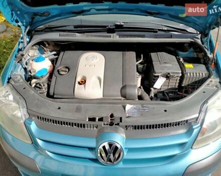 Сірий Фольксваген Golf Plus, об'ємом двигуна 1.6 л та пробігом 242 тис. км за 6999 $, фото 6 на Automoto.ua