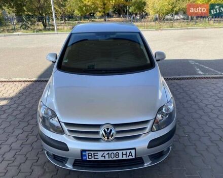 Серый Фольксваген Гольф Плюс, объемом двигателя 1.6 л и пробегом 183 тыс. км за 6999 $, фото 3 на Automoto.ua