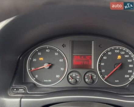 Серый Фольксваген Гольф Плюс, объемом двигателя 1.4 л и пробегом 269 тыс. км за 4500 $, фото 5 на Automoto.ua