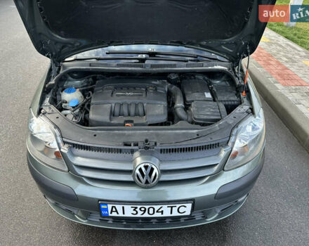 Серый Фольксваген Гольф Плюс, объемом двигателя 1.6 л и пробегом 194 тыс. км за 6400 $, фото 29 на Automoto.ua