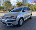 Серый Фольксваген Гольф Плюс, объемом двигателя 1.6 л и пробегом 183 тыс. км за 6999 $, фото 1 на Automoto.ua