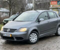 Серый Фольксваген Гольф Плюс, объемом двигателя 1.6 л и пробегом 167 тыс. км за 5600 $, фото 1 на Automoto.ua