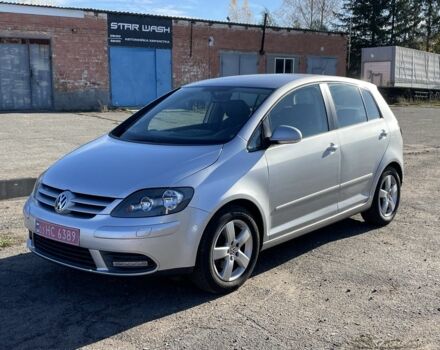 Серый Фольксваген Гольф Плюс, объемом двигателя 1.6 л и пробегом 218 тыс. км за 6300 $, фото 2 на Automoto.ua
