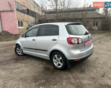 Серый Фольксваген Гольф Плюс, объемом двигателя 1.6 л и пробегом 180 тыс. км за 6200 $, фото 20 на Automoto.ua