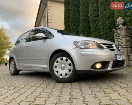 Серый Фольксваген Гольф Плюс, объемом двигателя 1.6 л и пробегом 200 тыс. км за 6850 $, фото 1 на Automoto.ua