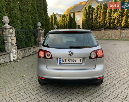 Серый Фольксваген Гольф Плюс, объемом двигателя 1.6 л и пробегом 200 тыс. км за 6850 $, фото 16 на Automoto.ua