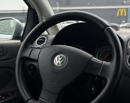 Серый Фольксваген Гольф Плюс, объемом двигателя 1.6 л и пробегом 171 тыс. км за 5699 $, фото 22 на Automoto.ua