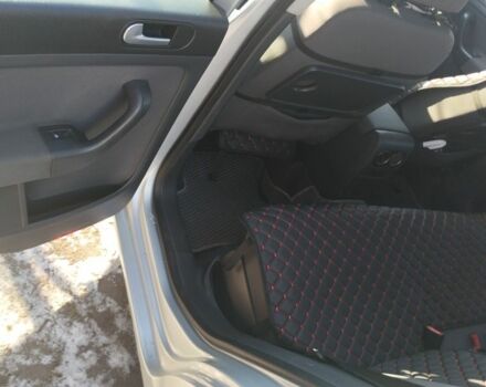 Фольксваген Гольф Плюс 2005 в Житомире на Automoto.ua Серый Фольксваген Гольф Плюс, объемом двигателя 1.6 л и пробегом 350 тыс. км за 5400 $, фото 6 на Automoto.ua