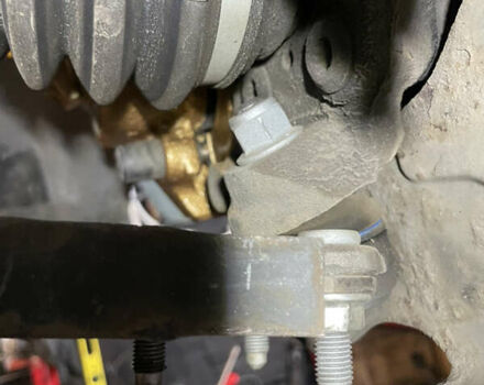 Сірий Фольксваген Golf Plus, об'ємом двигуна 1.6 л та пробігом 211 тис. км за 6500 $, фото 35 на Automoto.ua