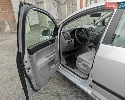 Серый Фольксваген Гольф Плюс, объемом двигателя 1.6 л и пробегом 255 тыс. км за 6300 $, фото 29 на Automoto.ua