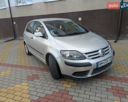 Сірий Фольксваген Golf Plus, об'ємом двигуна 1.6 л та пробігом 179 тис. км за 6395 $, фото 4 на Automoto.ua