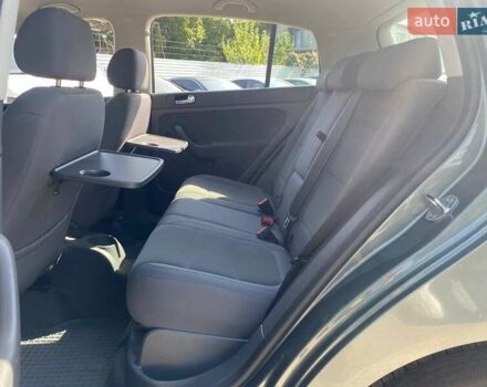 Серый Фольксваген Гольф Плюс, объемом двигателя 1.6 л и пробегом 206 тыс. км за 5990 $, фото 9 на Automoto.ua