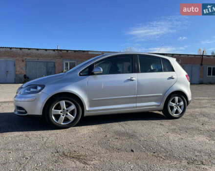 Серый Фольксваген Гольф Плюс, объемом двигателя 1.6 л и пробегом 218 тыс. км за 6300 $, фото 3 на Automoto.ua