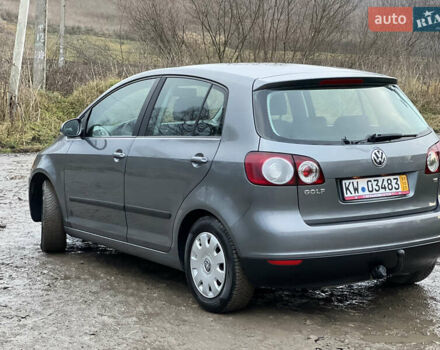 Серый Фольксваген Гольф Плюс, объемом двигателя 1.6 л и пробегом 167 тыс. км за 5600 $, фото 6 на Automoto.ua