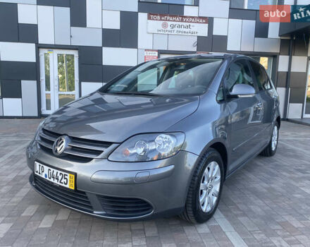 Сірий Фольксваген Golf Plus, об'ємом двигуна 1.6 л та пробігом 99 тис. км за 6600 $, фото 7 на Automoto.ua