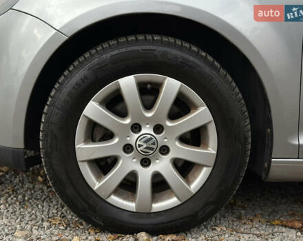 Серый Фольксваген Гольф Плюс, объемом двигателя 1.6 л и пробегом 211 тыс. км за 6600 $, фото 59 на Automoto.ua