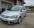 Сірий Фольксваген Golf Plus, об'ємом двигуна 2 л та пробігом 249 тис. км за 3200 $, фото 1 на Automoto.ua