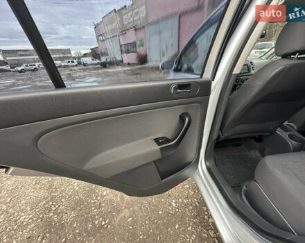 Серый Фольксваген Гольф Плюс, объемом двигателя 1.6 л и пробегом 180 тыс. км за 6200 $, фото 40 на Automoto.ua