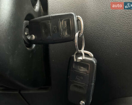 Серый Фольксваген Гольф Плюс, объемом двигателя 1.6 л и пробегом 200 тыс. км за 6850 $, фото 43 на Automoto.ua