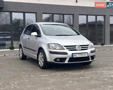 Сірий Фольксваген Golf Plus, об'ємом двигуна 1.39 л та пробігом 223 тис. км за 6000 $, фото 8 на Automoto.ua