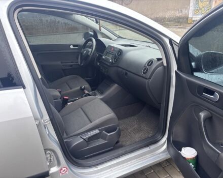 Серый Фольксваген Гольф Плюс, объемом двигателя 1.4 л и пробегом 225 тыс. км за 6000 $, фото 7 на Automoto.ua