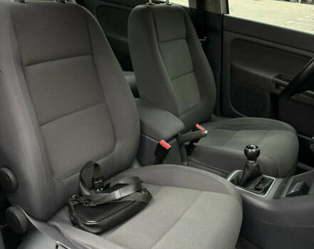 Серый Фольксваген Гольф Плюс, объемом двигателя 1.6 л и пробегом 170 тыс. км за 5999 $, фото 36 на Automoto.ua